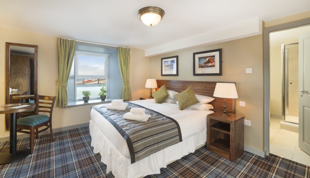 Bamburgh Castle Inn in Seahouses room